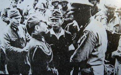 1945.8 厚木先遣隊出迎えの貞雄