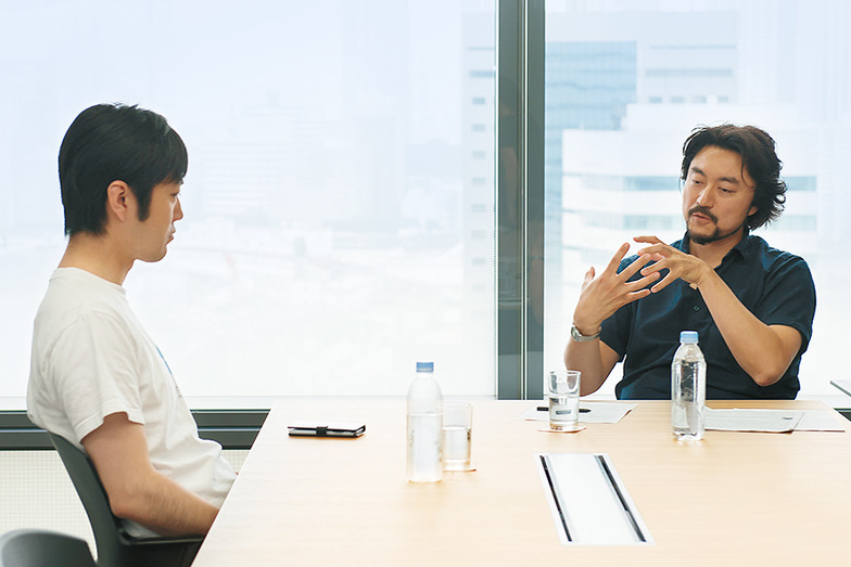 石川善樹氏(左)と、比留間雅人氏