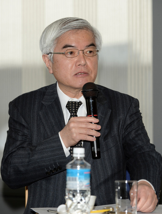 加藤氏